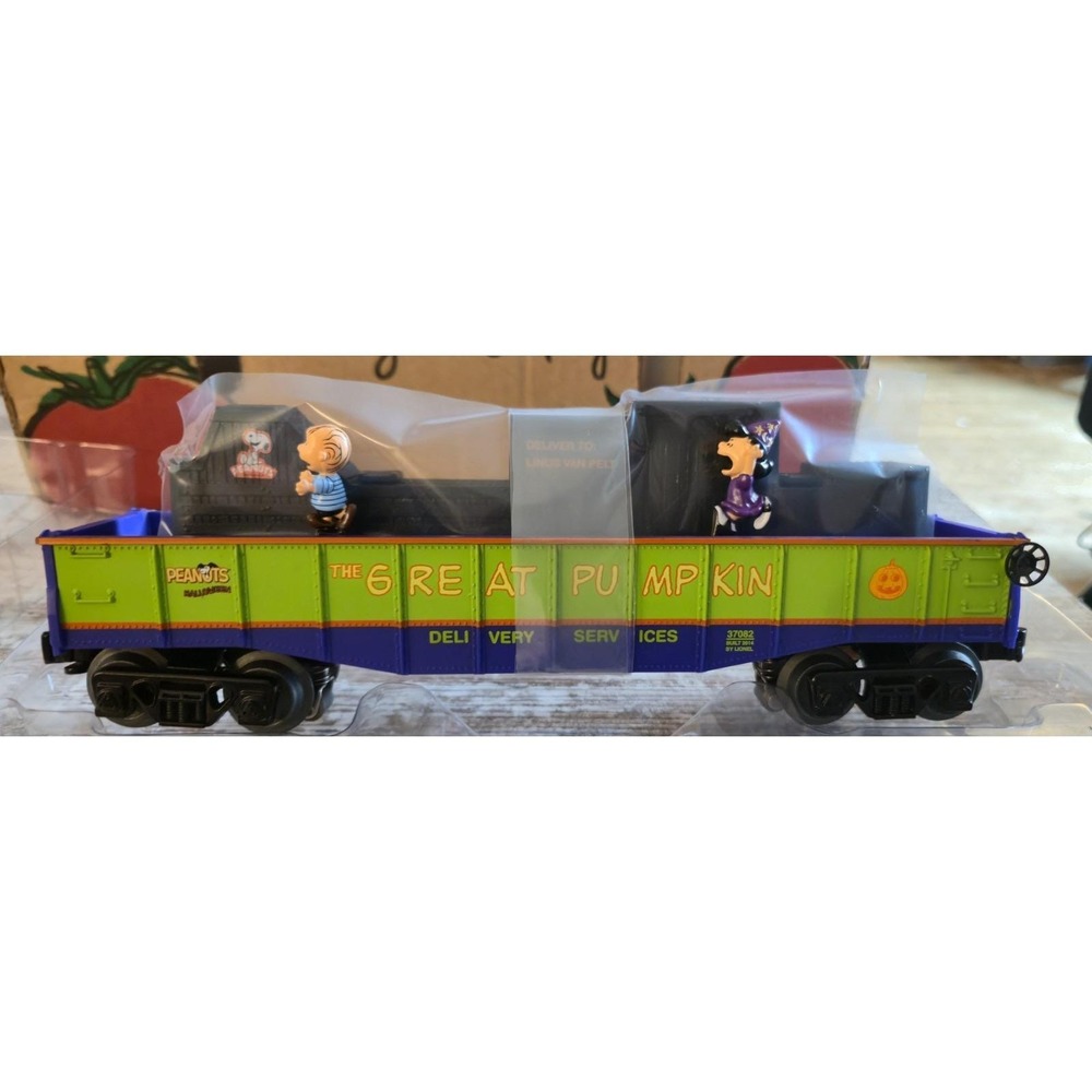 Lionel 6-37082 Peanuts Trick-or-Treat Animated Gondola O Gauge - NIB - Picture 5 of 15